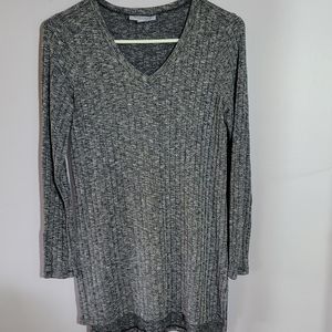Motherhood maternity ls light weight sweater euc